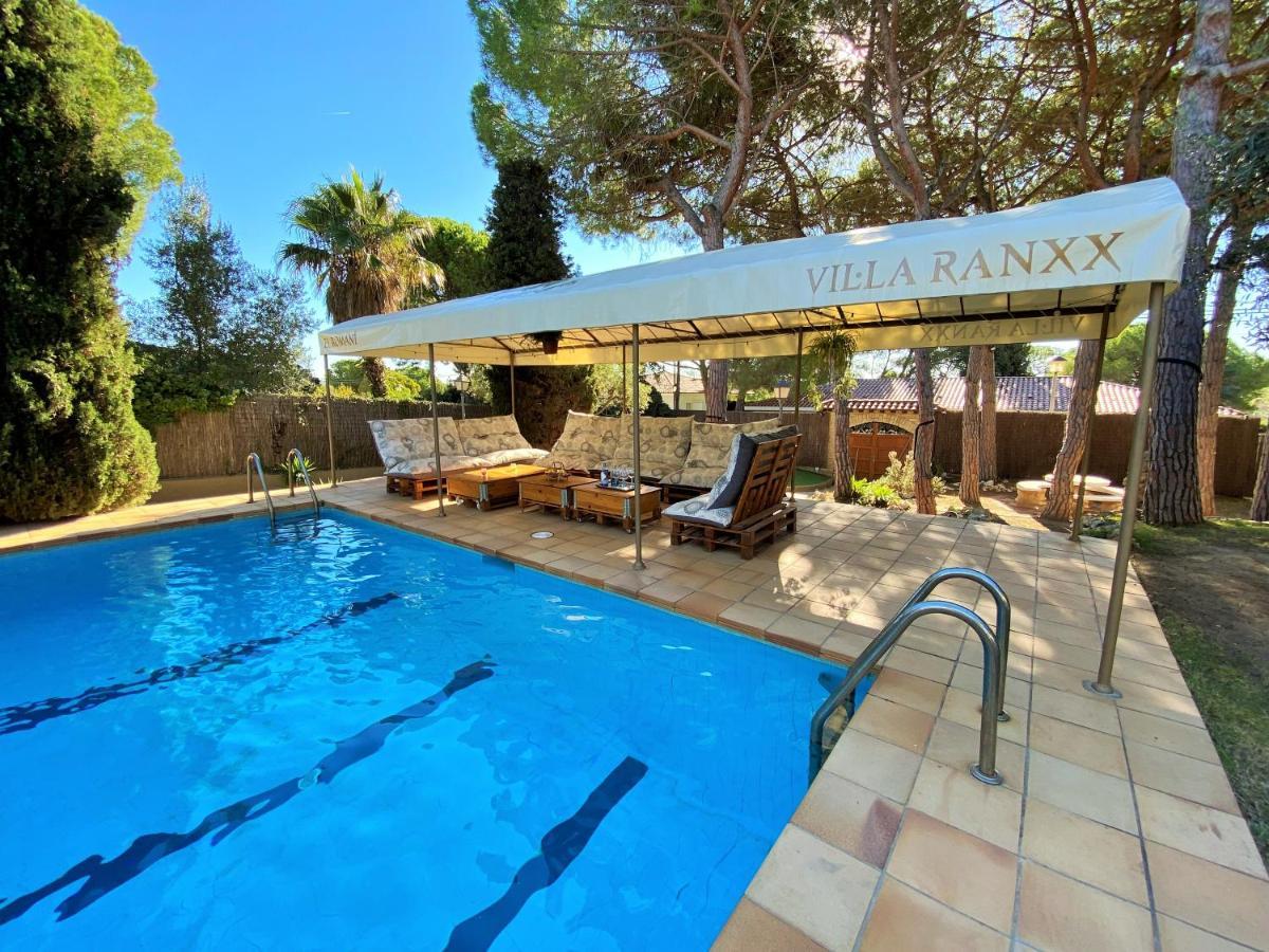 Villa Sitges El Ranch Amaizing Outdoor Areas Beaches At 5 Minutes Walk Sitges At 15 Min Drive Ac Pool Jacuzzi & Garden Xxl Калафелл Экстерьер фото